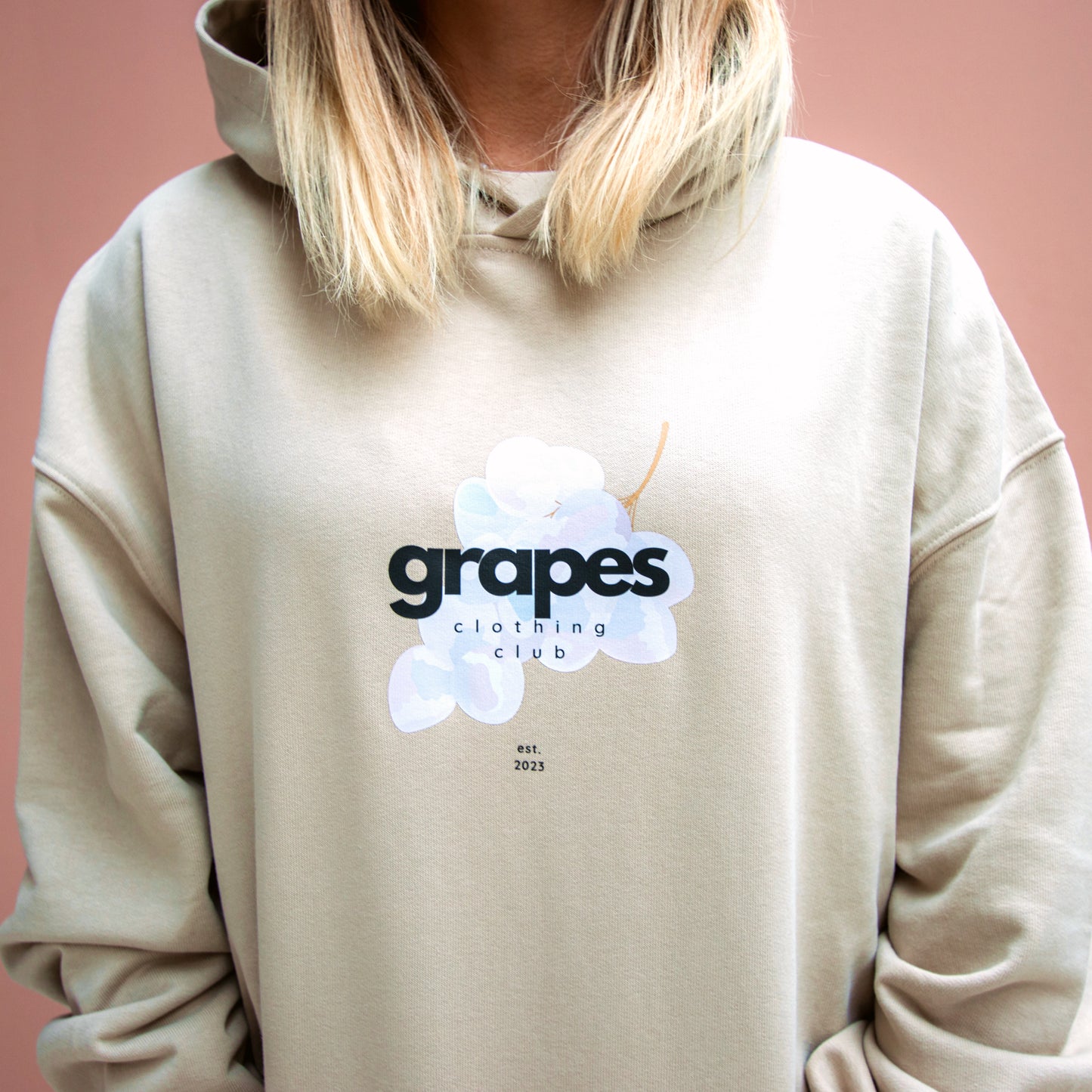 signature hoodie 2023